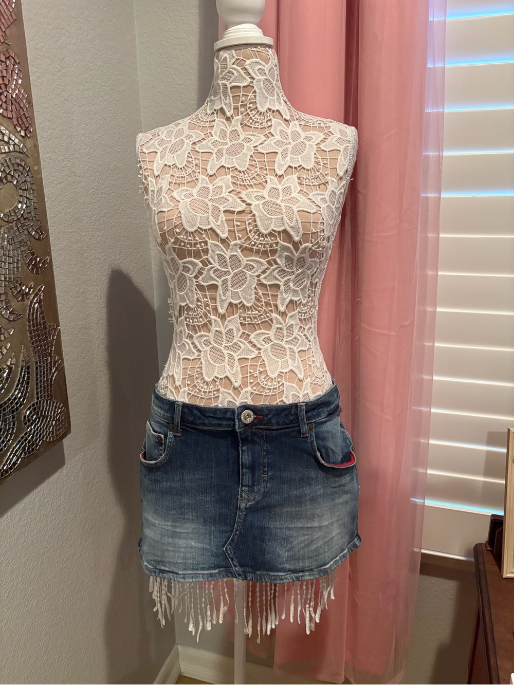 BDG Frayed Hem Denim Mini Skirt in Blue